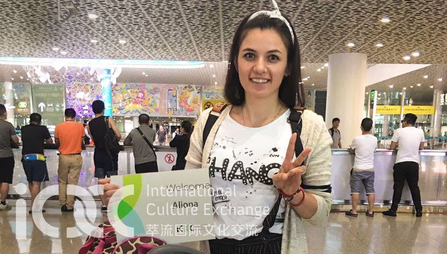 [current incoming] Welcome Postgraduate Student from Moldova join the AU pair family .